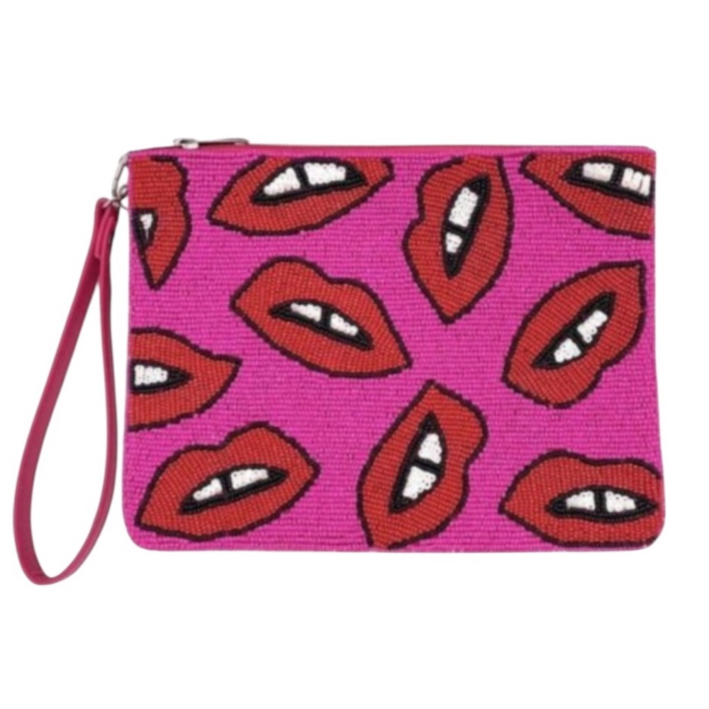 Pink Seed Beaded Lip Wristlet Bag